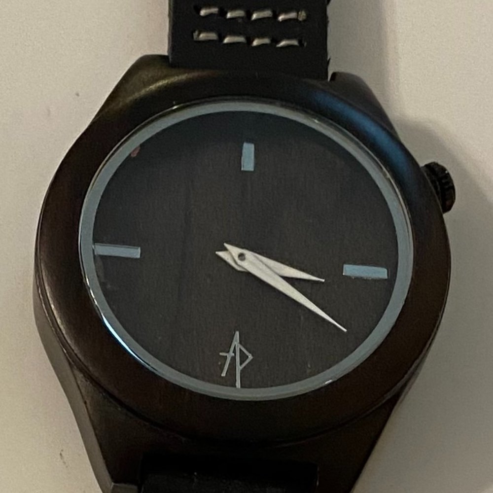 Men or Women Sqwatch Apache Pine Wood Watch - Picture 2 of 3